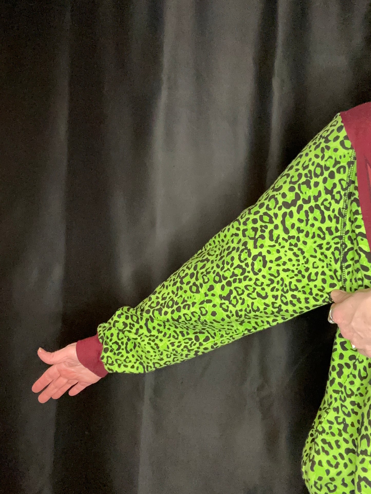 Upcycled Def Leppard Green - XL